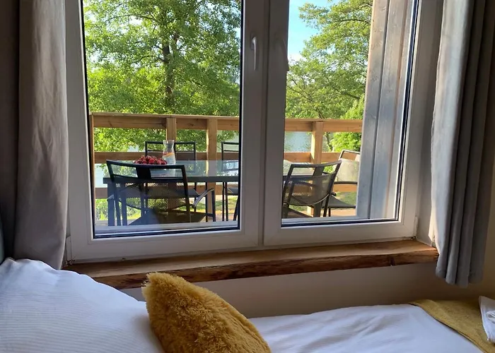 I Woda Ośrodek wypoczynkowy *