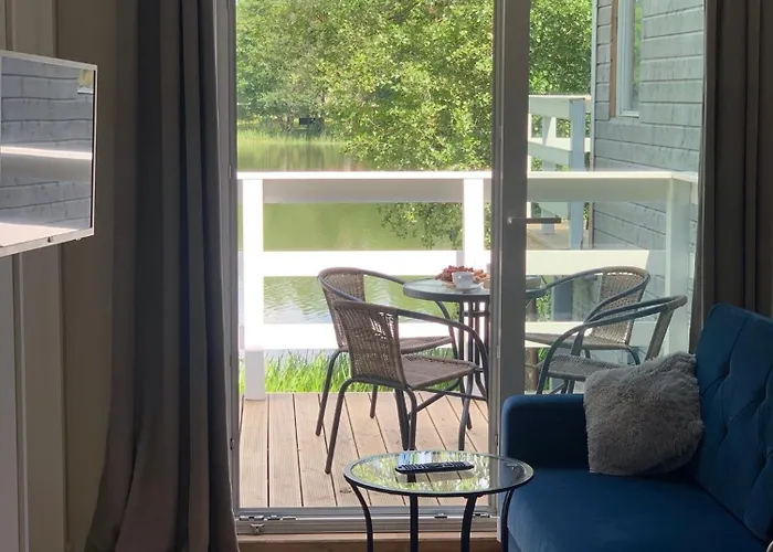 I Woda Ośrodek wypoczynkowy *